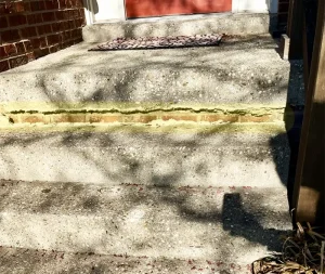 Back entryway step lifting in Schaumburg, IL